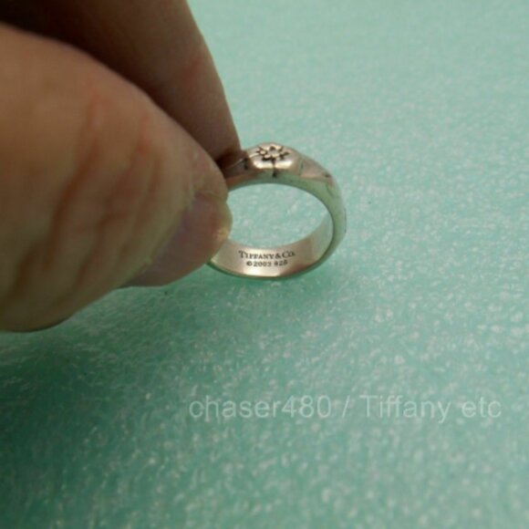 TIFFANY & Co. 'Nature' Rose Flower Ring  Rare - Sterling Silver Sz 6 - Picture 3 of 3